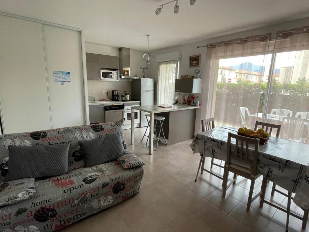 Appartement 3 Pieces Avec Terrasse Et Jardin, Proche Plage Et Commerces, 2 Parkings, Argeles-Sur-Mer - Fr-1-225-773 Extérieur photo